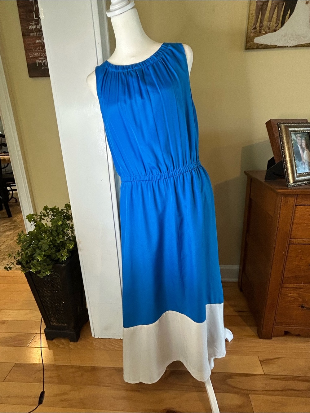 NWT Loft Sleeveless Blue and White Colorblock Maxi Hi Lo Women’s Dress
